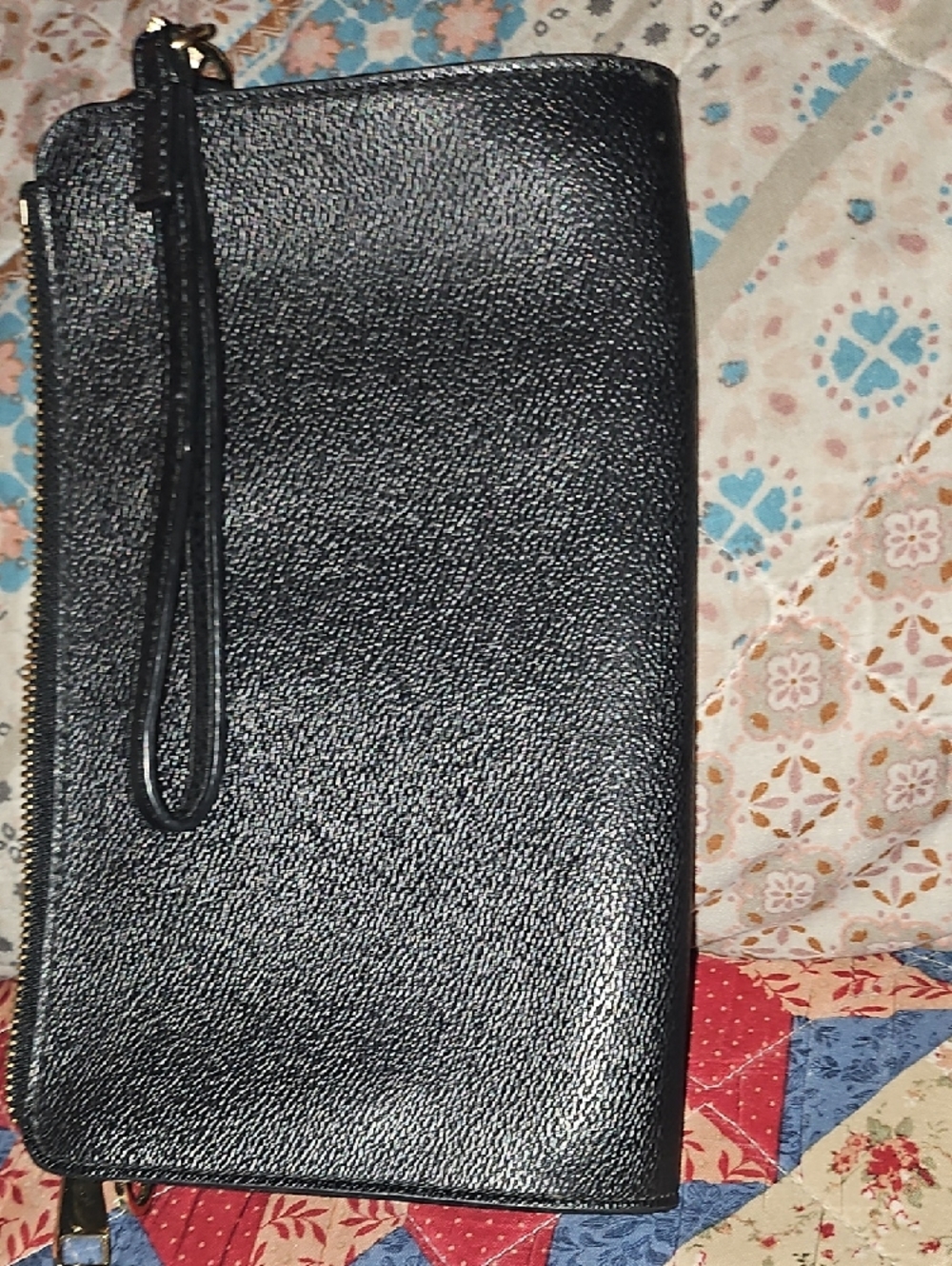 Tory Burch Black Leather Wristlet with Gold Logo Medallion - Picture 4 of 4
